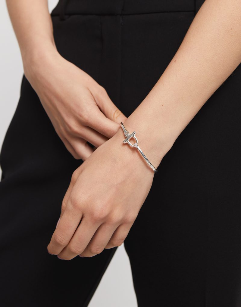 Pulsera con cierre frontal bañada en plata de ley con topacio blanco - Imagen 2