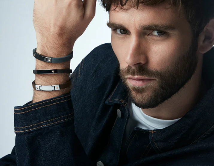 Pulsera de hombre de acero y piel negra con tornillo de oro rosa 9k - Imagen 2
